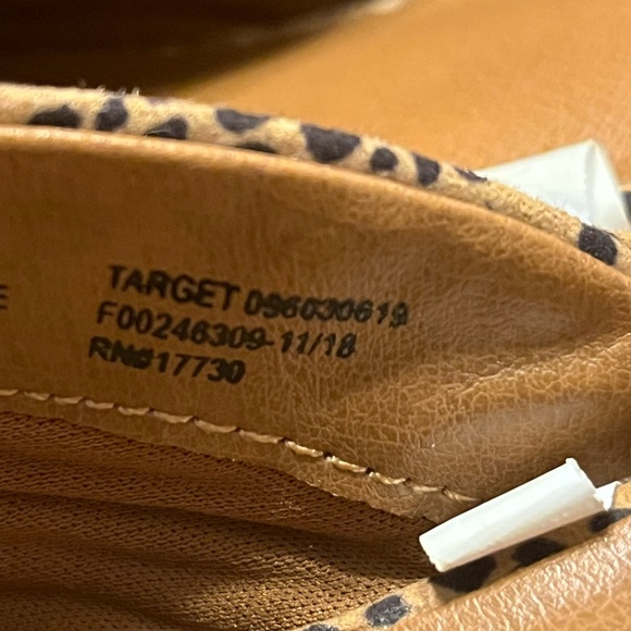 Universal Thread Leopard Print Mule - Picture 11 of 11